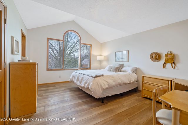 6291 Pine Hollow Drive, East Lansing, MI 48823