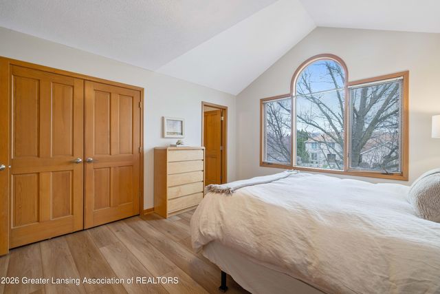6291 Pine Hollow Drive, East Lansing, MI 48823
