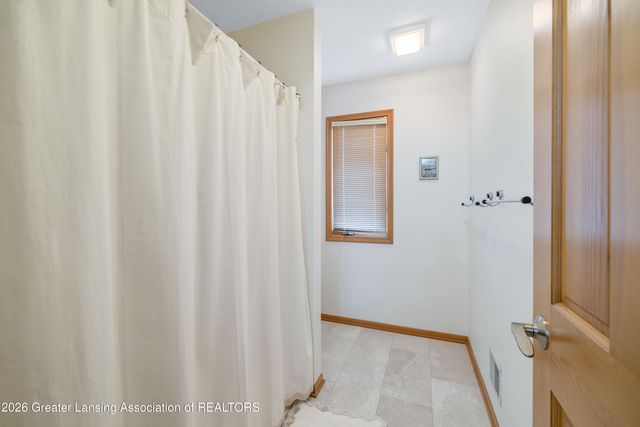 6291 Pine Hollow Drive, East Lansing, MI 48823