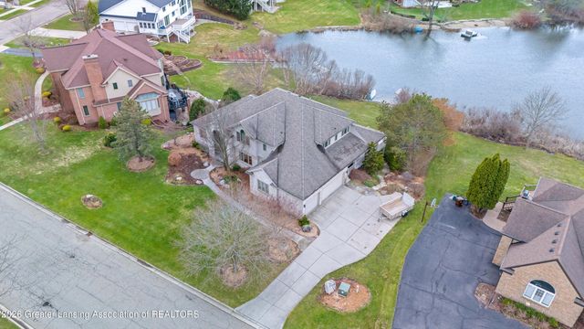 6291 Pine Hollow Drive, East Lansing, MI 48823