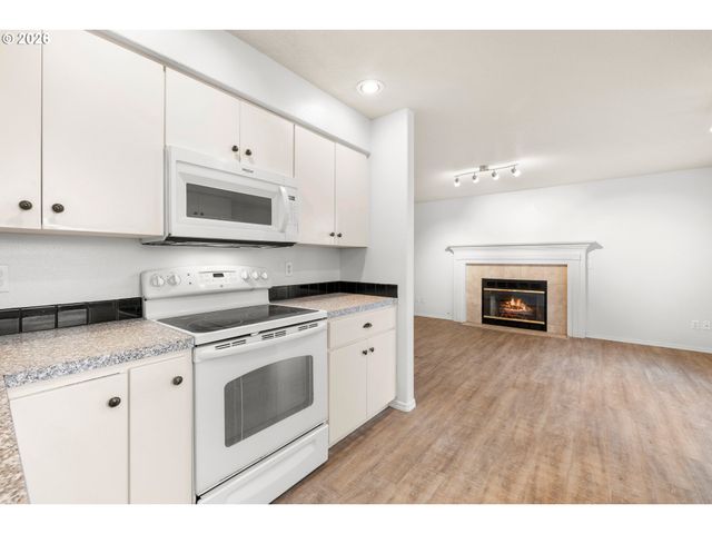 5572 Nw 165TH Pl, Portland, OR 97229