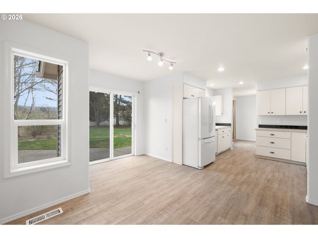 5572 Nw 165TH Pl, Portland, OR 97229