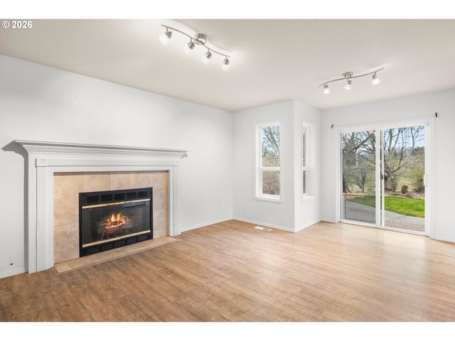 5572 Nw 165TH Pl, Portland, OR 97229