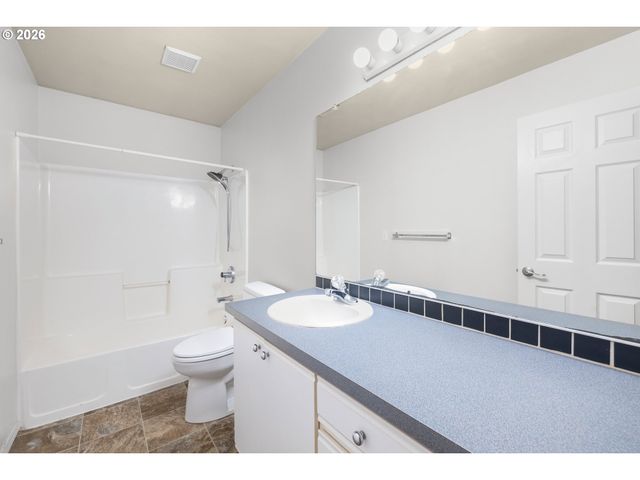 5572 Nw 165TH Pl, Portland, OR 97229