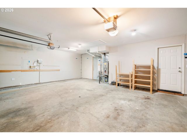 5572 Nw 165TH Pl, Portland, OR 97229