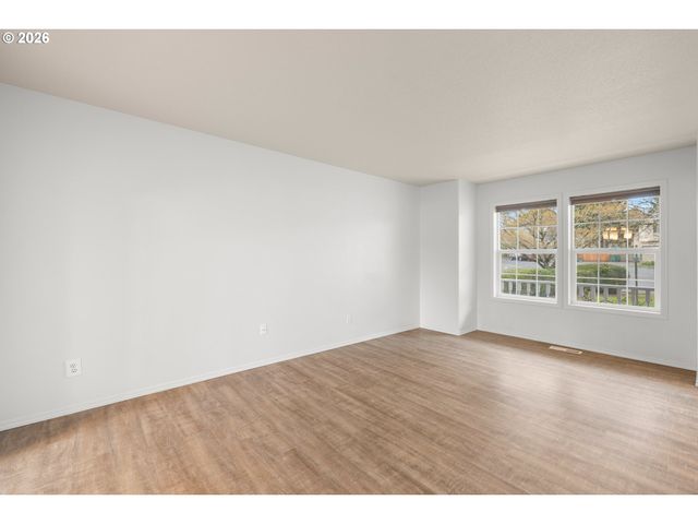 5572 Nw 165TH Pl, Portland, OR 97229