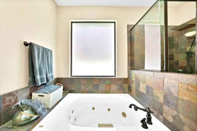 110 Jeffrey Circle, Gun Barrel City, TX 75156