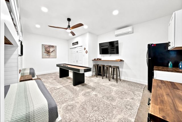 110 Jeffrey Circle, Gun Barrel City, TX 75156