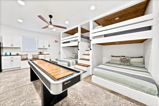 110 Jeffrey Circle, Gun Barrel City, TX 75156