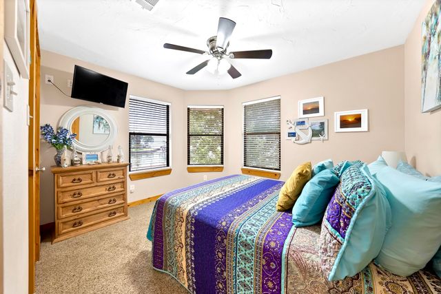 110 Jeffrey Circle, Gun Barrel City, TX 75156