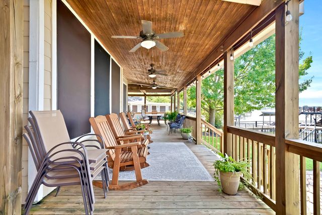 110 Jeffrey Circle, Gun Barrel City, TX 75156