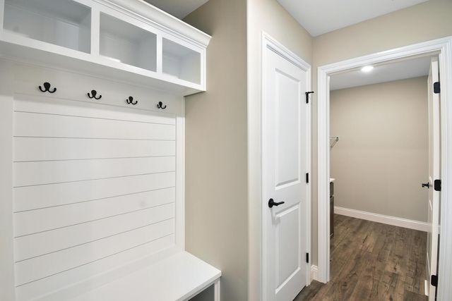 706 Cates Drive, Mahomet, IL 61853