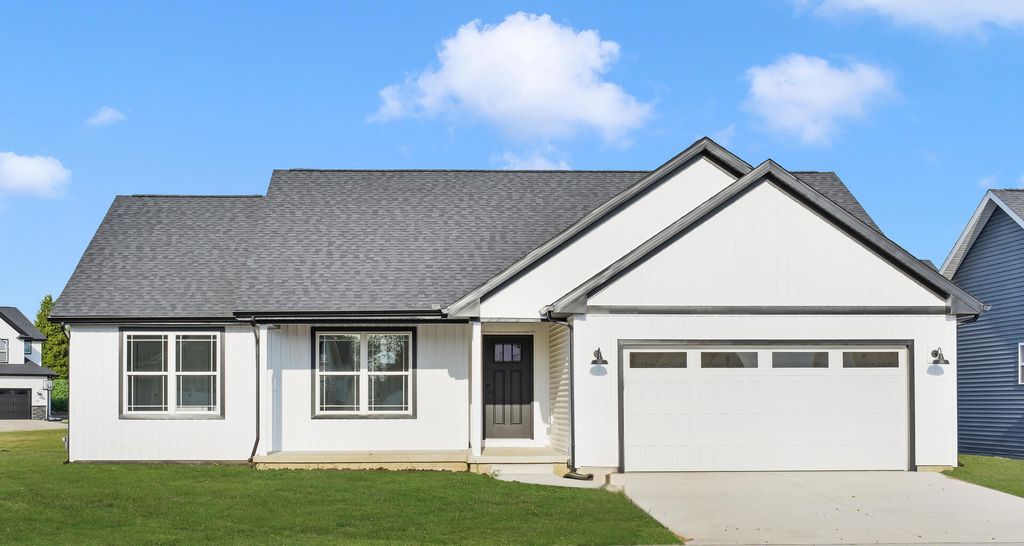 706 Cates Drive, Mahomet, IL 61853