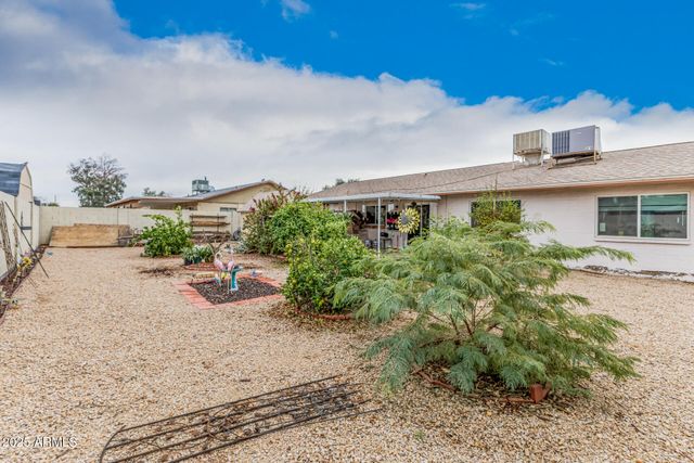 7520 W GLENROSA Avenue, Phoenix, AZ 85033