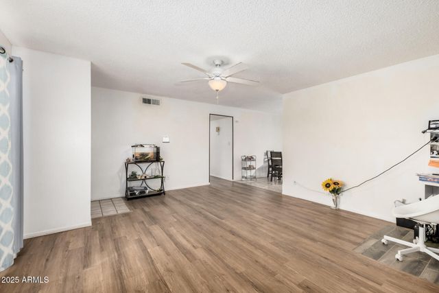 7520 W GLENROSA Avenue, Phoenix, AZ 85033