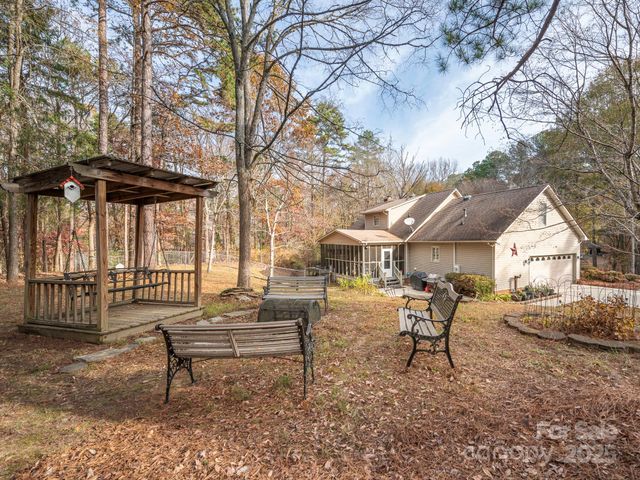 1800 Lake Lynn Road, Concord, NC 28025
