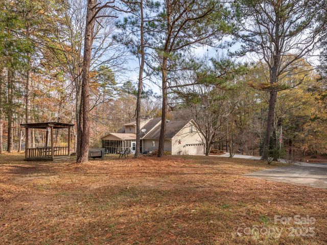1800 Lake Lynn Road, Concord, NC 28025
