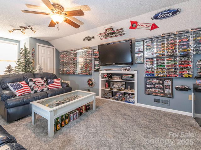 1800 Lake Lynn Road, Concord, NC 28025