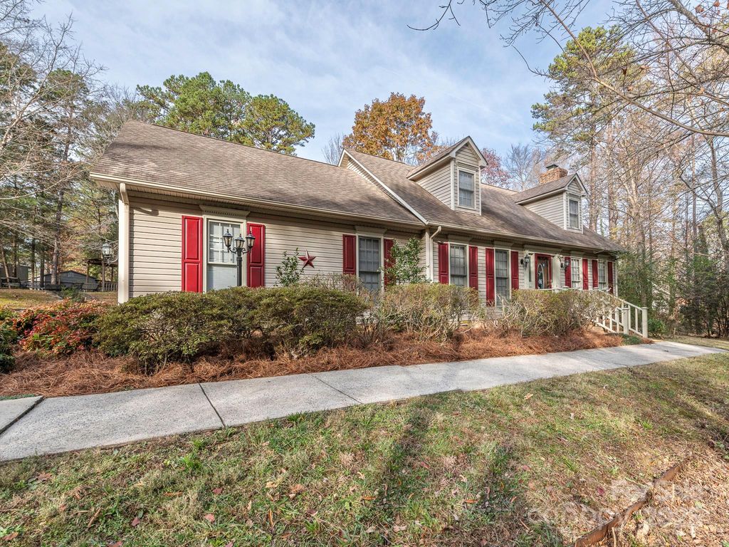 1800 Lake Lynn Road, Concord, NC 28025