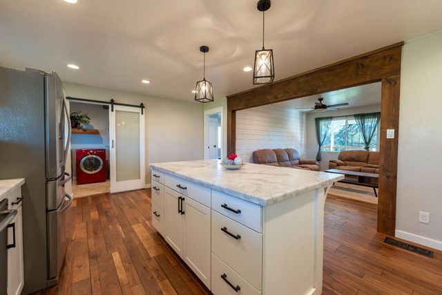 19728 Perimeter Rd, Grass Valley, CA 95949