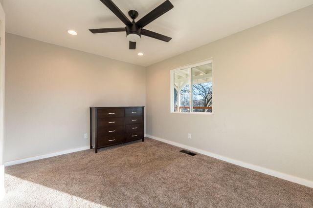 19728 Perimeter Rd, Grass Valley, CA 95949