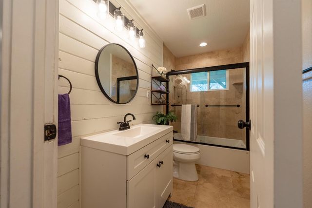 19728 Perimeter Rd, Grass Valley, CA 95949