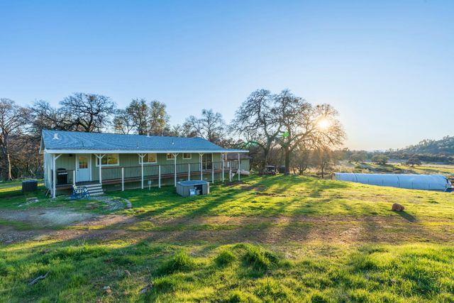 19728 Perimeter Rd, Grass Valley, CA 95949