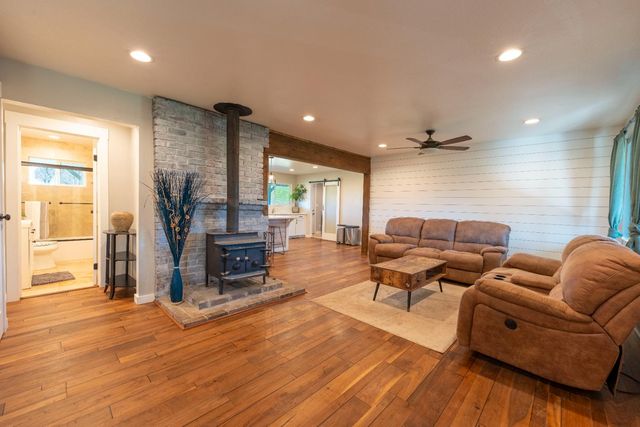 19728 Perimeter Rd, Grass Valley, CA 95949