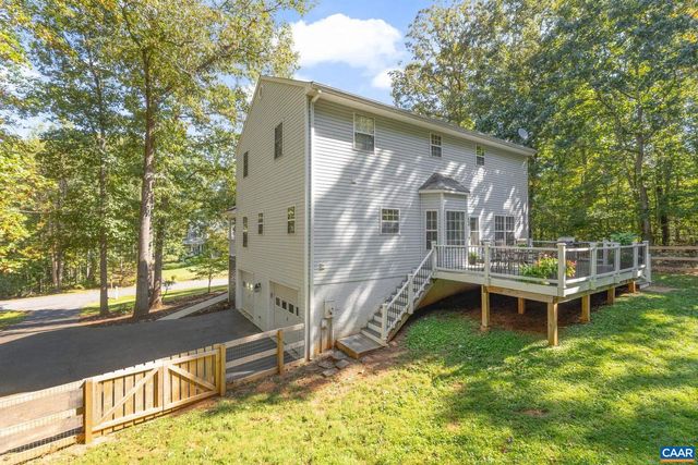 442 W ROSEWOOD DR, Barboursville, VA 22923