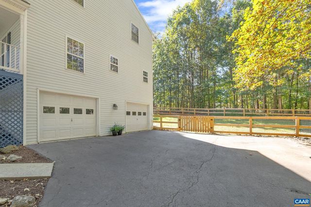442 W ROSEWOOD DR, Barboursville, VA 22923