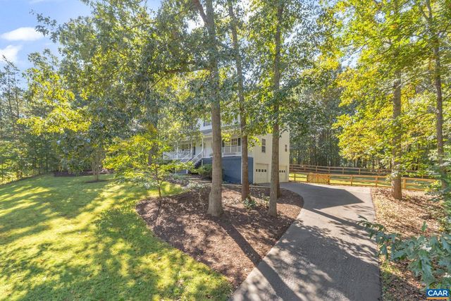 442 W ROSEWOOD DR, Barboursville, VA 22923