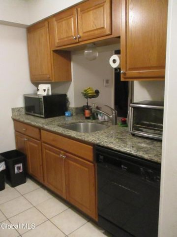 161 Cedarview Lane, Colonie, NY 12189