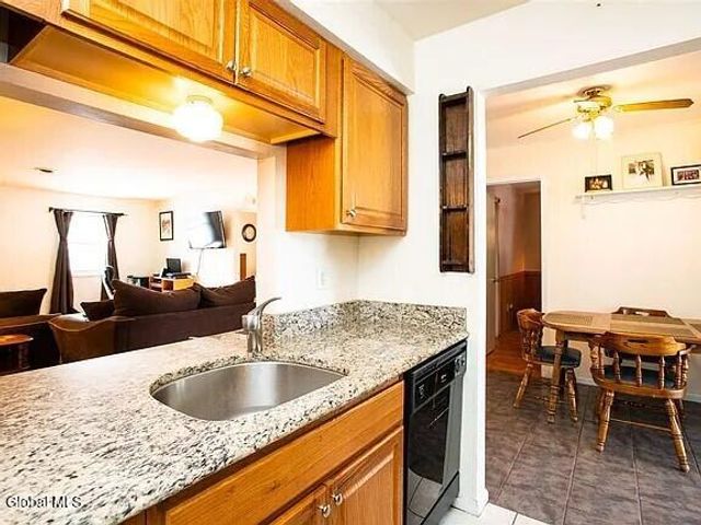 161 Cedarview Lane, Colonie, NY 12189