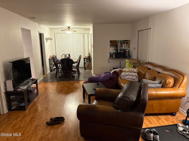 161 Cedarview Lane, Colonie, NY 12189