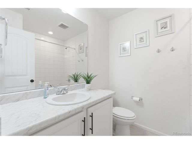 20800 E Beekman Pl, Denver, CO 80249