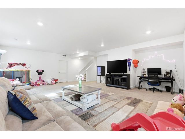 20800 E Beekman Pl, Denver, CO 80249