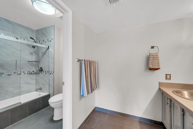 9115 E Purdue Avenue Unit 213, Scottsdale, AZ 85258