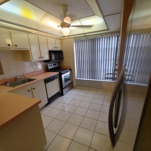 4164 Inverrary Dr 315, Lauderhill, FL 33319