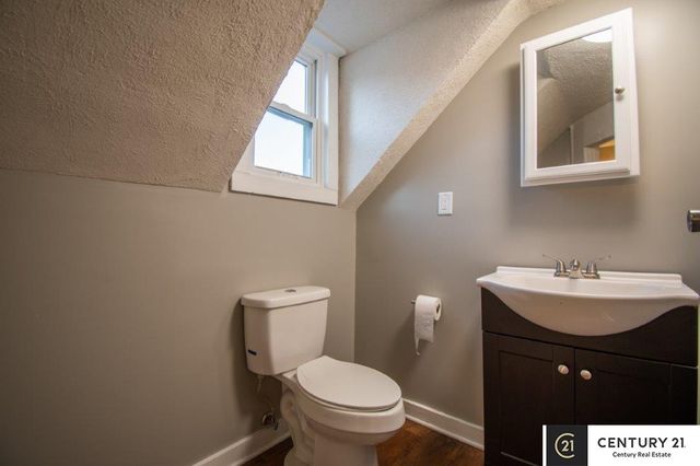 4319 S 27th Street, Omaha, NE 68107