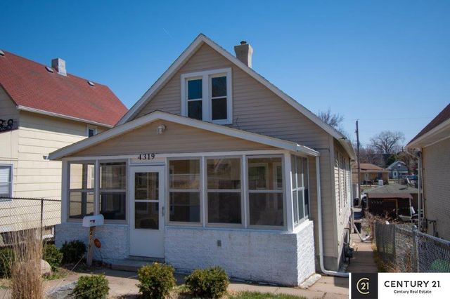 4319 S 27th Street, Omaha, NE 68107