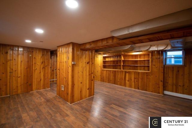 4319 S 27th Street, Omaha, NE 68107