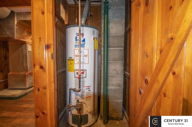 4319 S 27th Street, Omaha, NE 68107