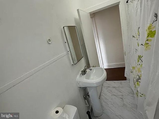 8 S 18TH ST, Harrisburg, PA 17104
