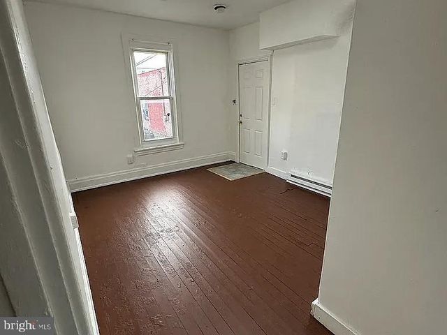 8 S 18TH ST, Harrisburg, PA 17104