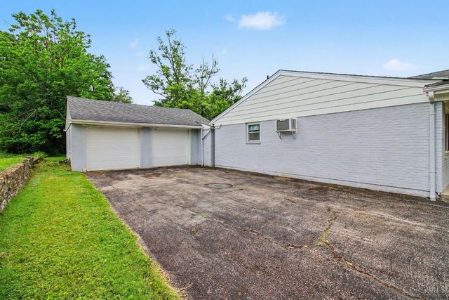 3162 Ebenezer Road, Green Twp, OH 45248