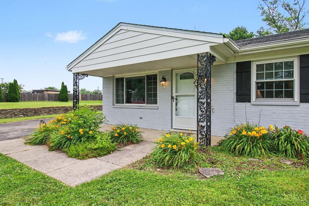 3162 Ebenezer Road, Green Twp, OH 45248