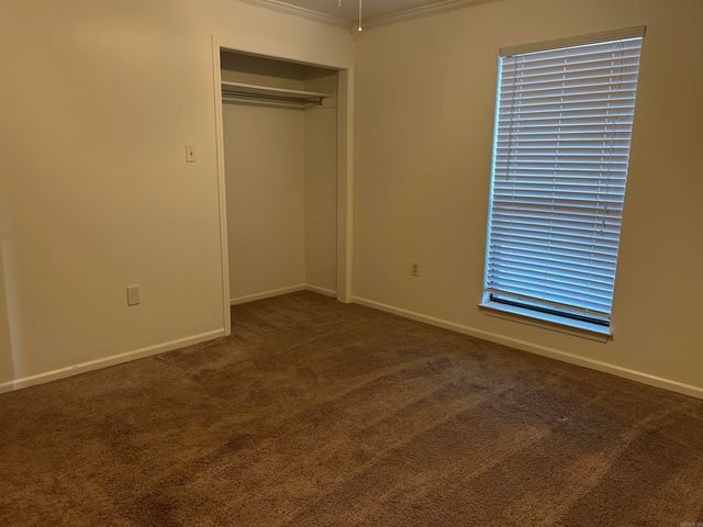 41 Tucker Creek, Conway, AR 72034