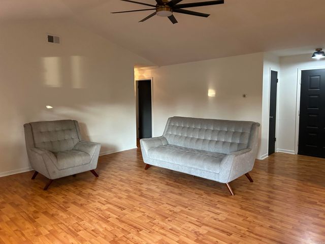 41 Tucker Creek, Conway, AR 72034