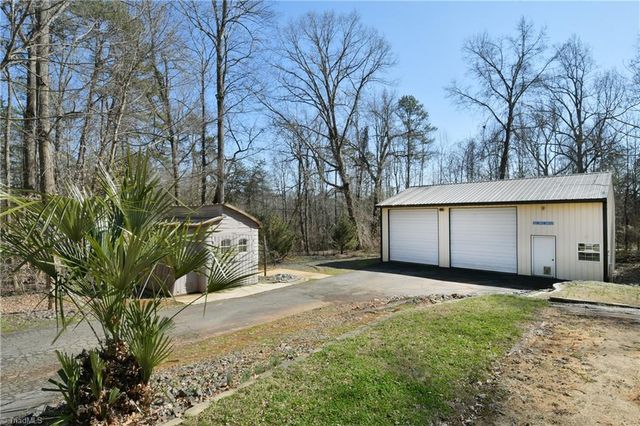 240 Montclair Drive, Advance, NC 27006