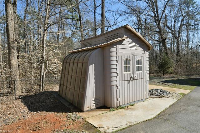 240 Montclair Drive, Advance, NC 27006